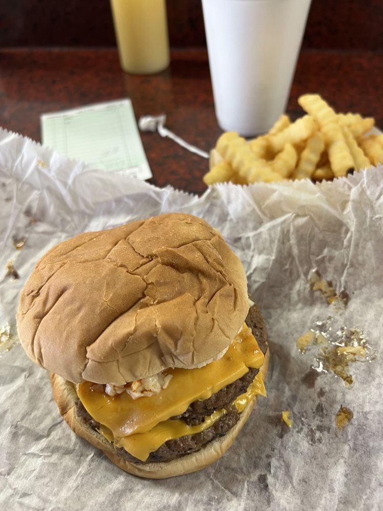 The Hickory Cafe & Arcade