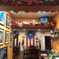 El Rincon Caribe 115 Photos 143 Reviews Puerto Rican 2936 Rt Photo Of El Rincon Caribe Tannersville Pa United States Llego La Navidad