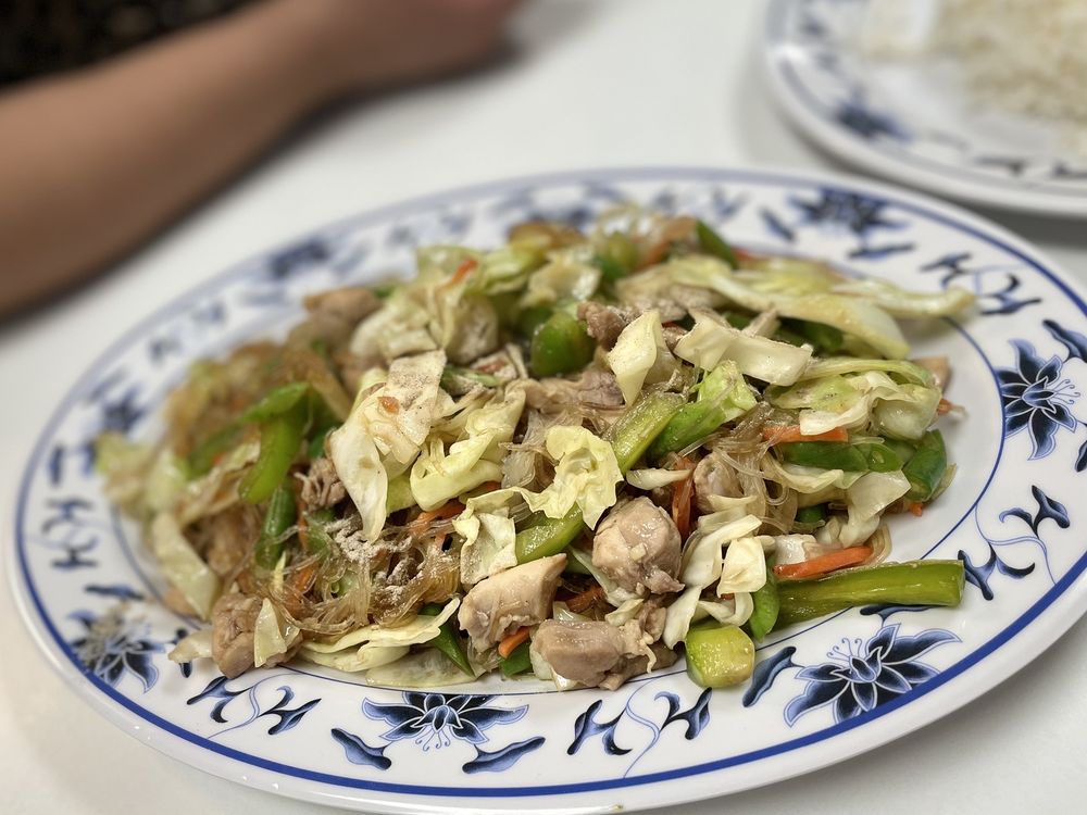 RR Pinoy & Thai Asian Cuisine