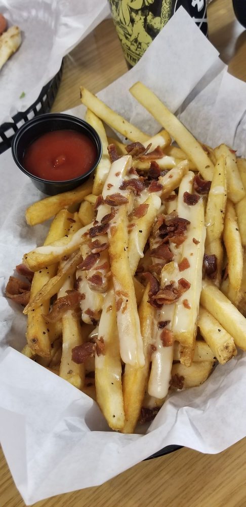 Upper 90 Tavern Upper 90 Tavern