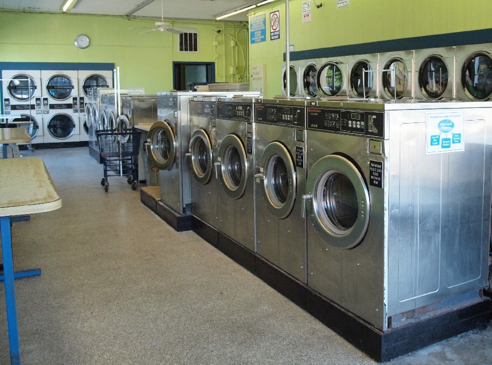 Woodrow Washateria 11 Photos & 25 Reviews Laundry Services 1306 W