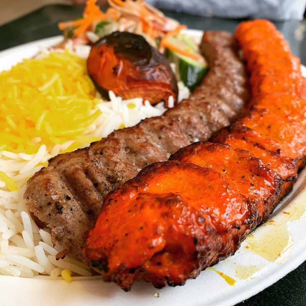 Momo's Grill & Hookah