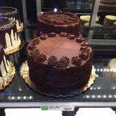 whole foods chocolate cake