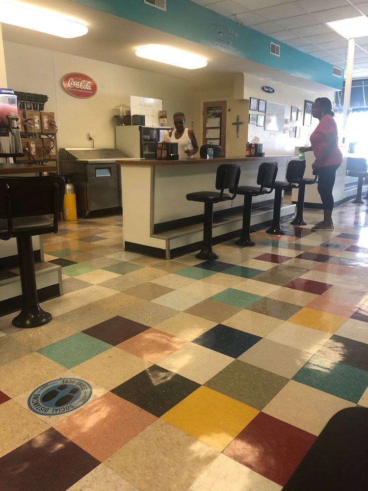 Merenda's Soul Food Kitchen