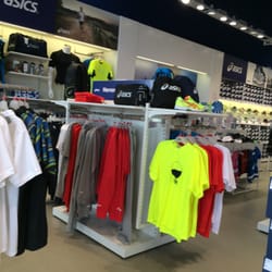 asics magasin outlet