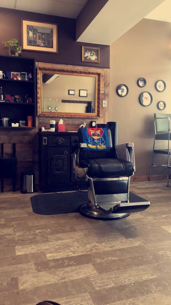 Gentlemen’s West Barbers 6489 Quivira Rd, Shawnee, KS