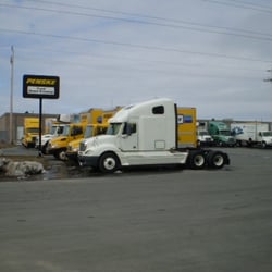 Penske offers quality used truck sales and support When you rent with Penske, you benefit from our 30 years experience in moving. Our easy-to-use resources help you make the right truck selection. Penske can lead you to get a free truck rental rate quote or to reserve your moving truck accessories. Or call .