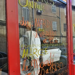 Photo of La Cantine du Midi - Marseille, France. La très discrète devanture