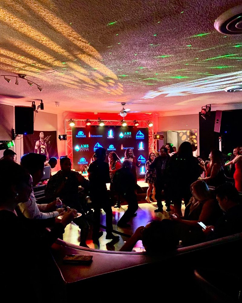 Coach’s Lounge