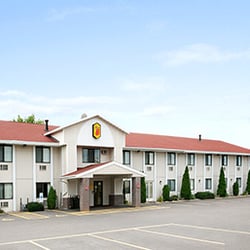 Super 8 By Wyndham Eau Claire Wi Hotels 1151 W Mac Arthur Photo Of Super 8 By Wyndham Eau Claire Wi United