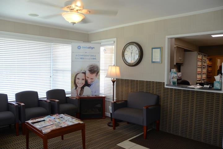 image of business Charlestown Road Dental