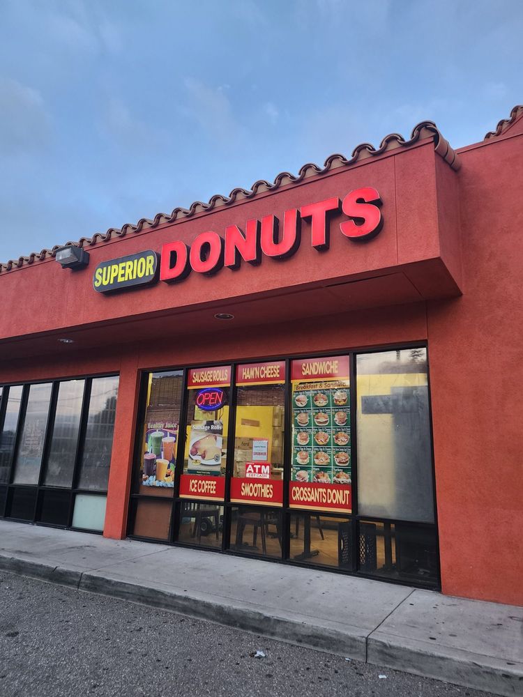 Superior Donuts