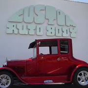 Custom Auto Body Shop - 53 Photos & 47 Reviews - Body Shops - 7939