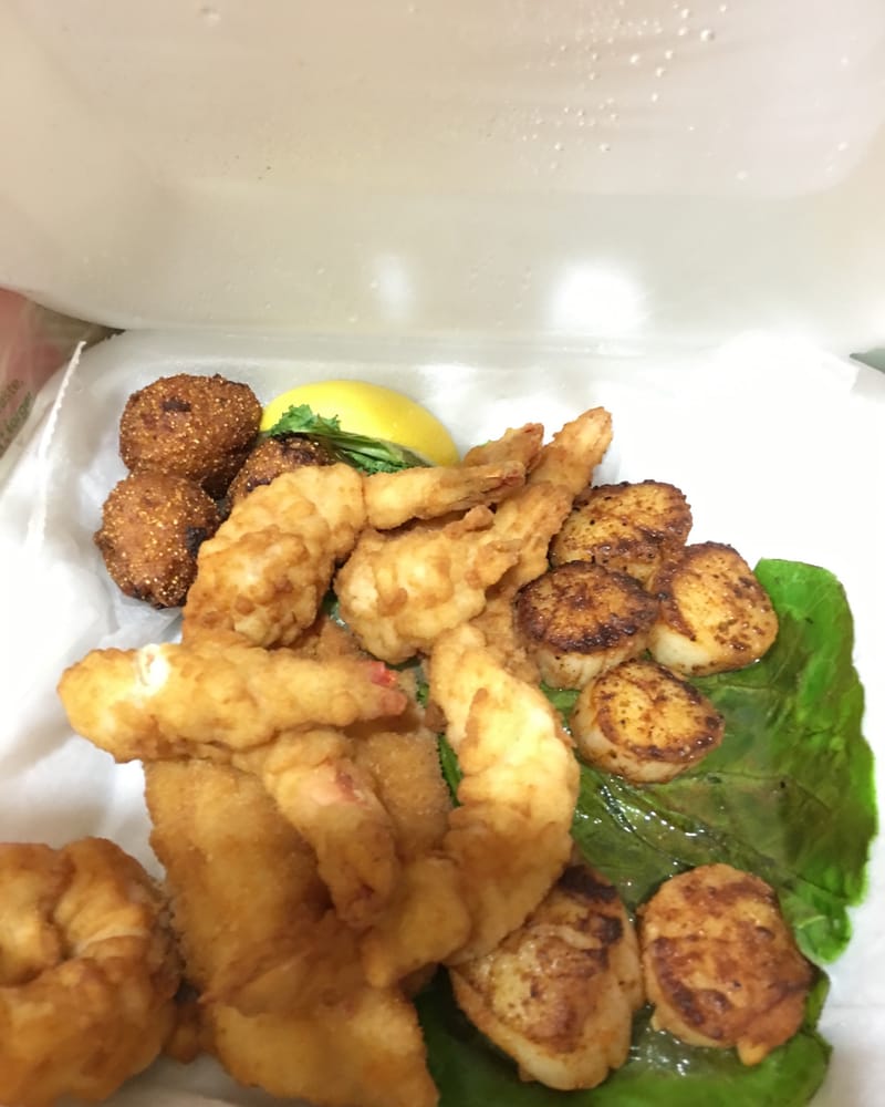 Catfish House 16 Photos & 30 Reviews Seafood 11500 SE Federal Hwy