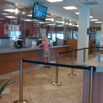 wells fargo teller