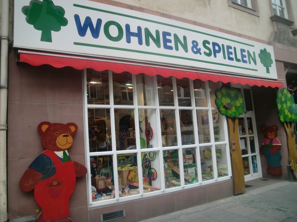 Wohnen & Spielen Toy Stores Große Friedberger Str. 32, Innenstadt