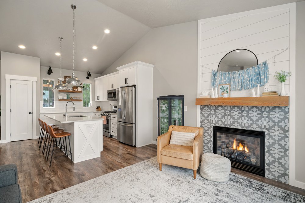 Lilac City Real Estate