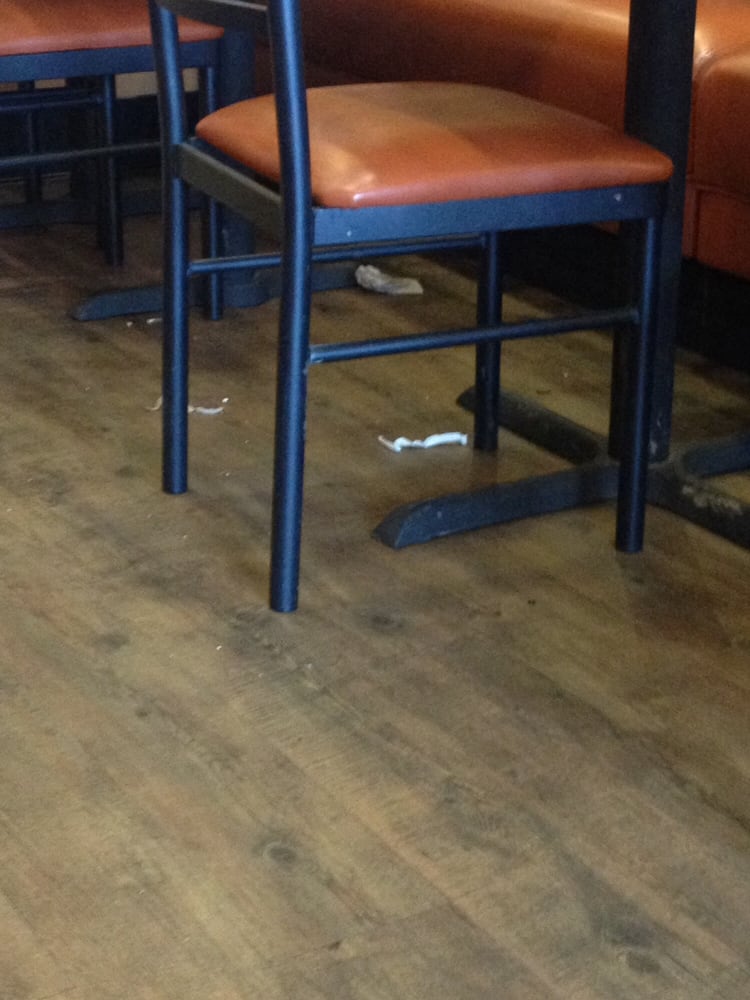 The Cashier Ava Or Ara Just Wiped Table And Pushed Crumbs Photo Of Round Table San Mateo Ca United States The Cashier