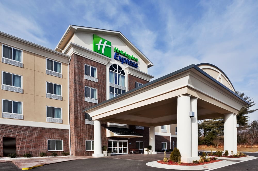 Holiday Inn Express & Suites Statesville 16 Photos & 10 Reviews
