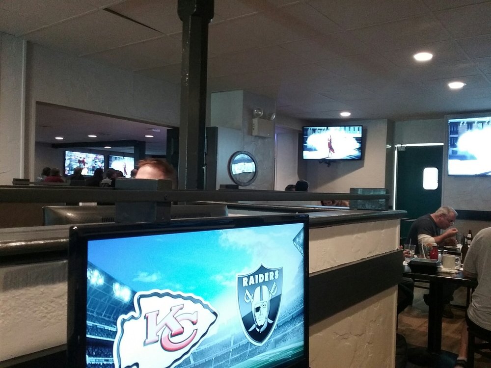 Joy’s Tavern American (Traditional) 62 West Main St, Mount Joy, PA