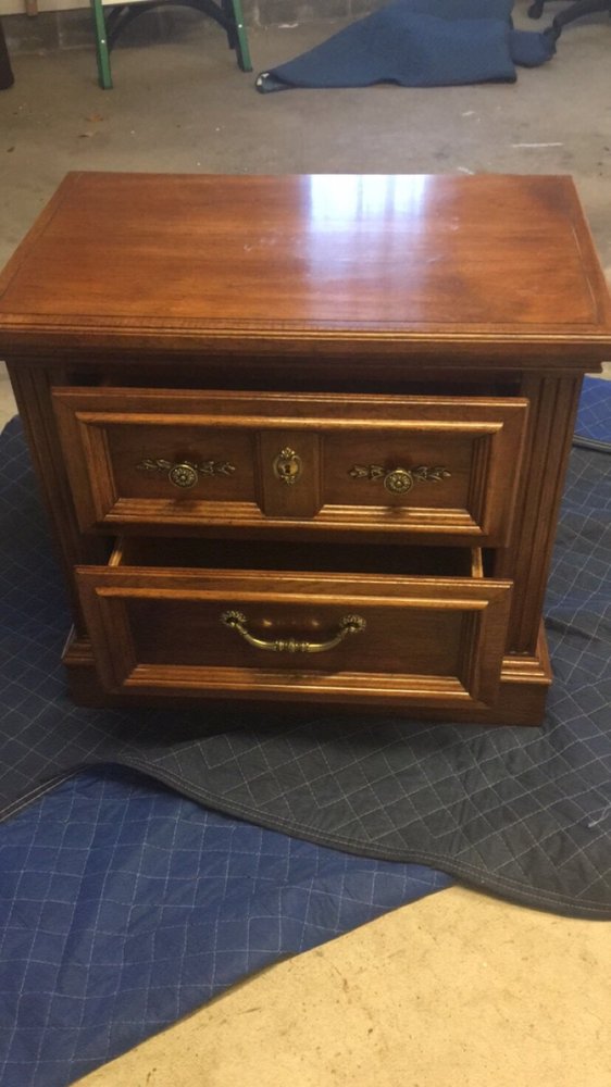 Annex of Paredown CLOSED Fabric Stores 1608 Jackson Ave, Ann