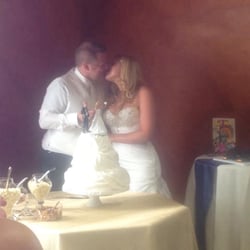 Kerri s Cakes - Bakeries - Tieton, WA - Phone Number ...