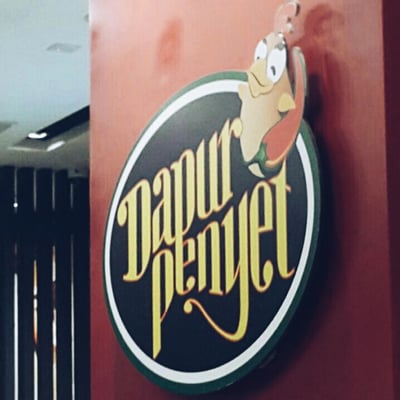 Dapur Penyet En Jalan Majlis Shah Alam Selangor Photo Of Dapur Penyet Shah Alam Selangor Malaysia Late Lunch
