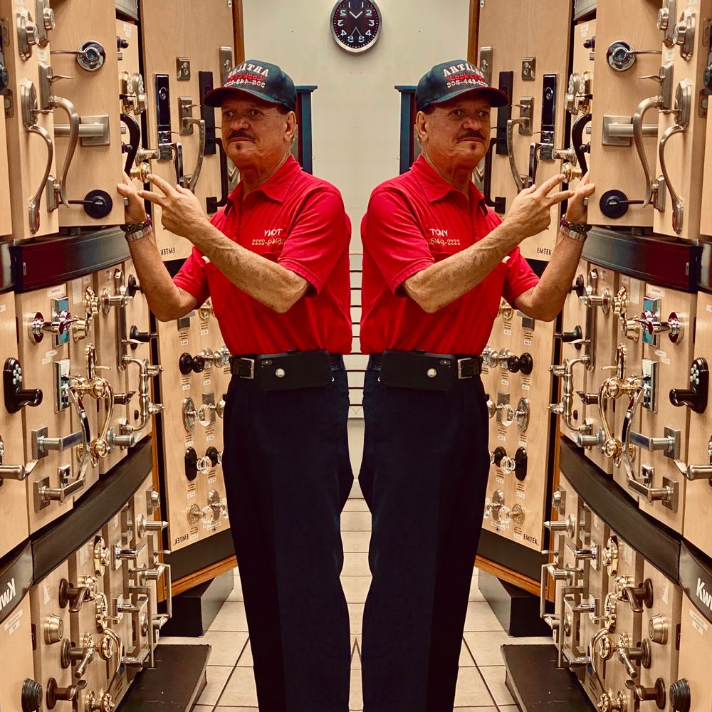 Artiles Lock & Key