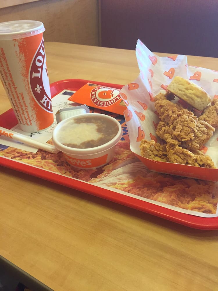 Popeyes Chicken and Biscuits Chicken Wings 2250 Kelly Dr, San