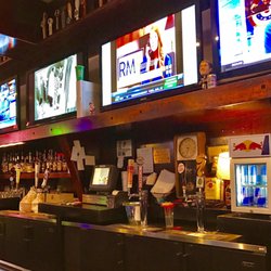 B Lake Draft House 57 Photos 120 Reviews Pubs 124 Photo Of B Lake Draft House Holly Springs Nc United States