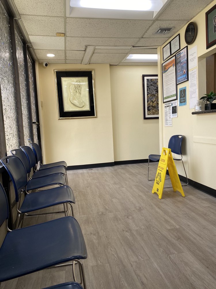 image of business Santa Maria- Echo Park Clinica