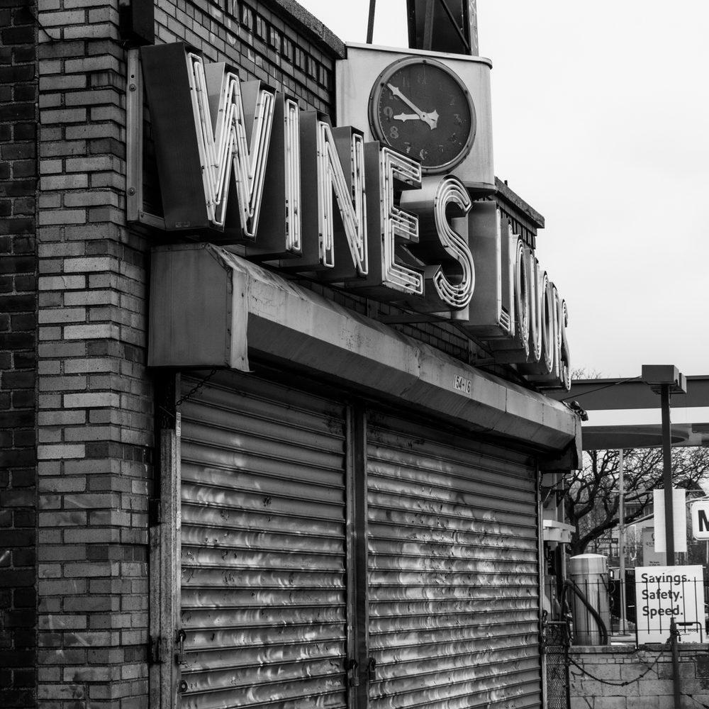 Expressway Wine & Liquor Store