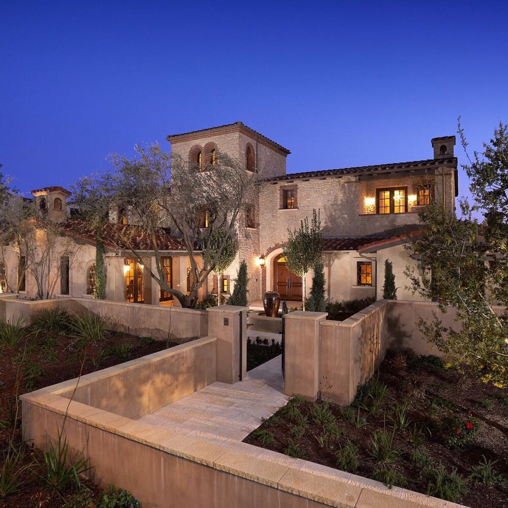 Centermac Realty