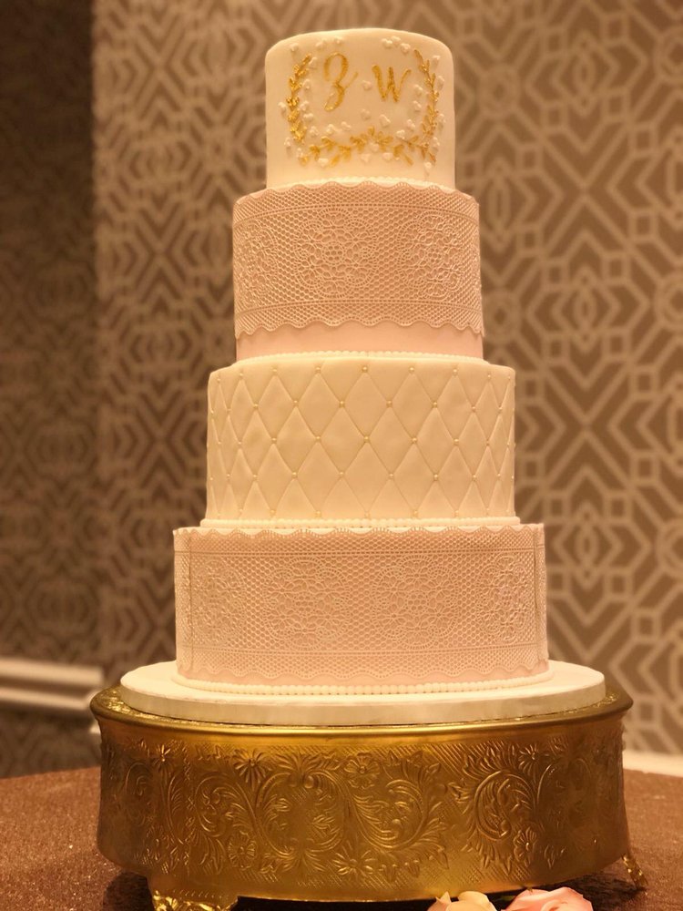 Dana's Cake Shoppe