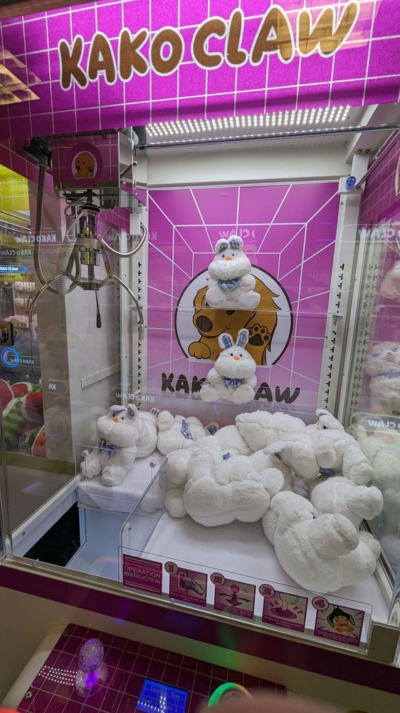 Kako Claw, Fairfax Roadtrippers