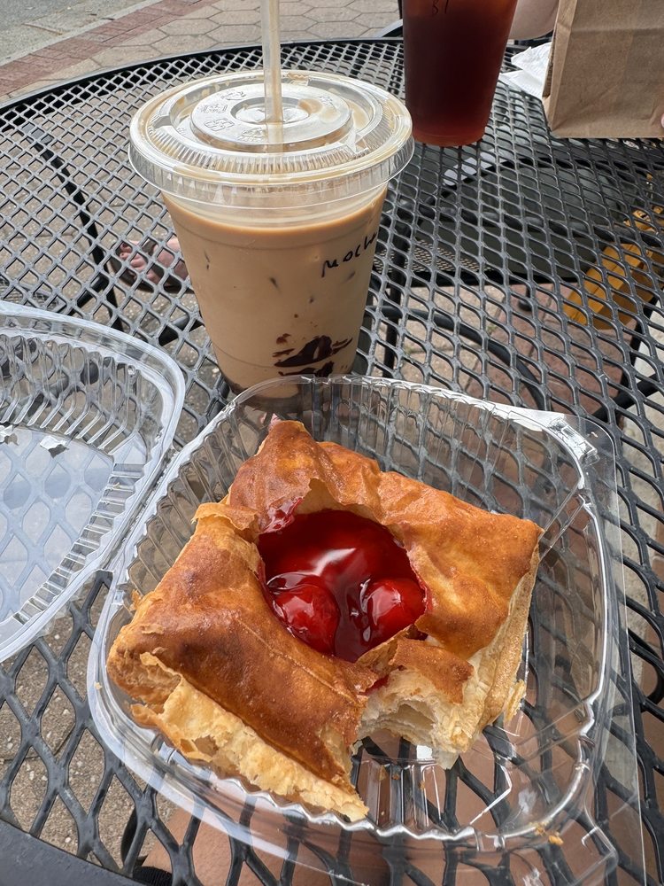 Bella's Cafe & Catering