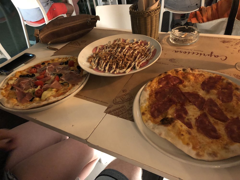 Capricciosa Pizza Alameda da Duquesa de Palmela, Cascais, Portugal