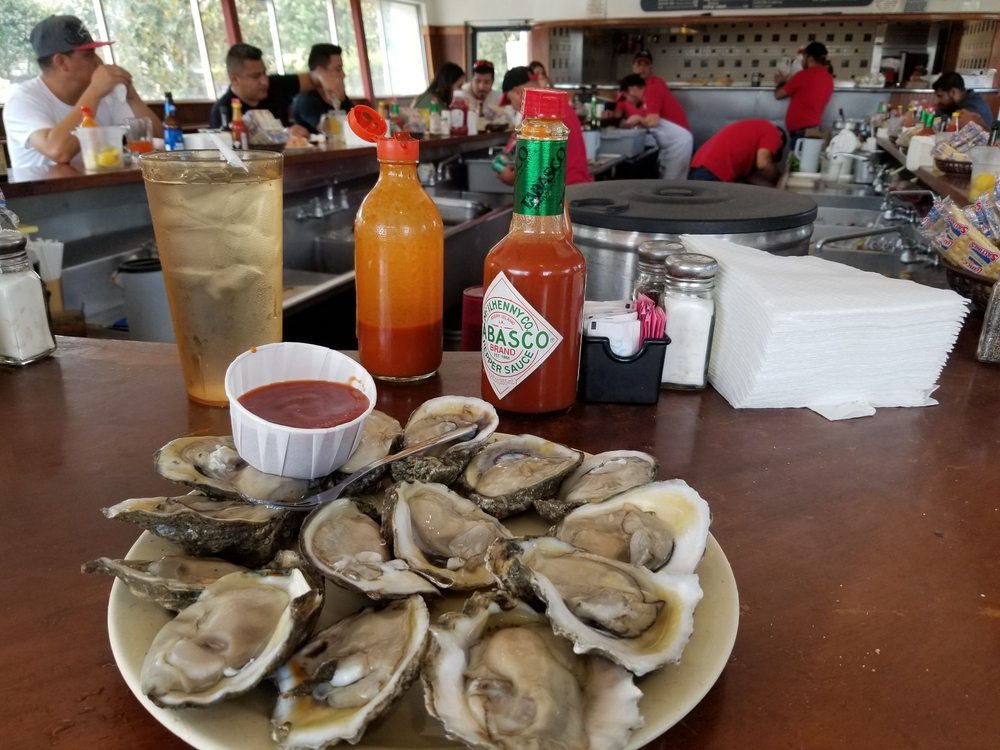 Captain Tom's Seafood and Oyster Bar