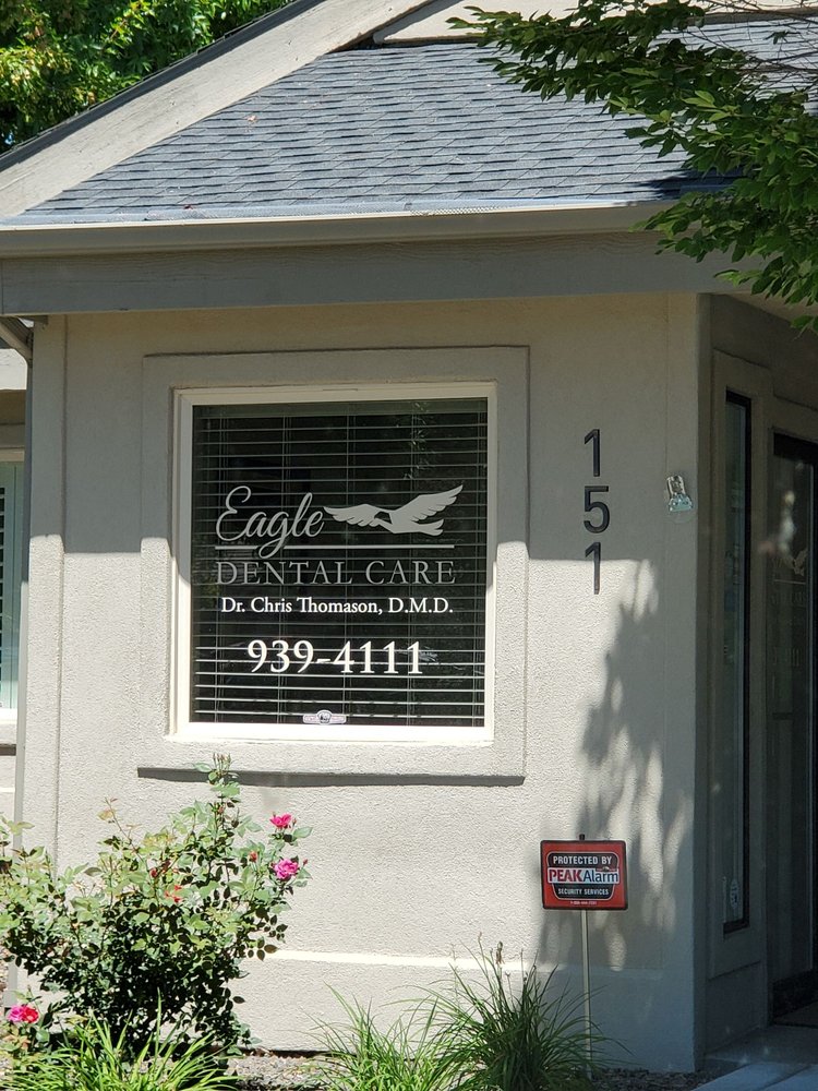 image of business Eagle Dental Care
