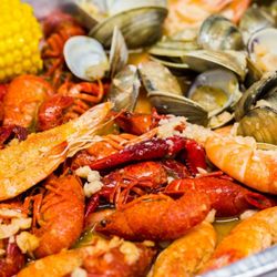 The Best 10 Seafood Restaurants Near Rahannock Restaurant In Live Crawfish Seafood Rva