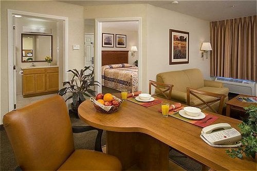 Candlewood Suites Deer Park