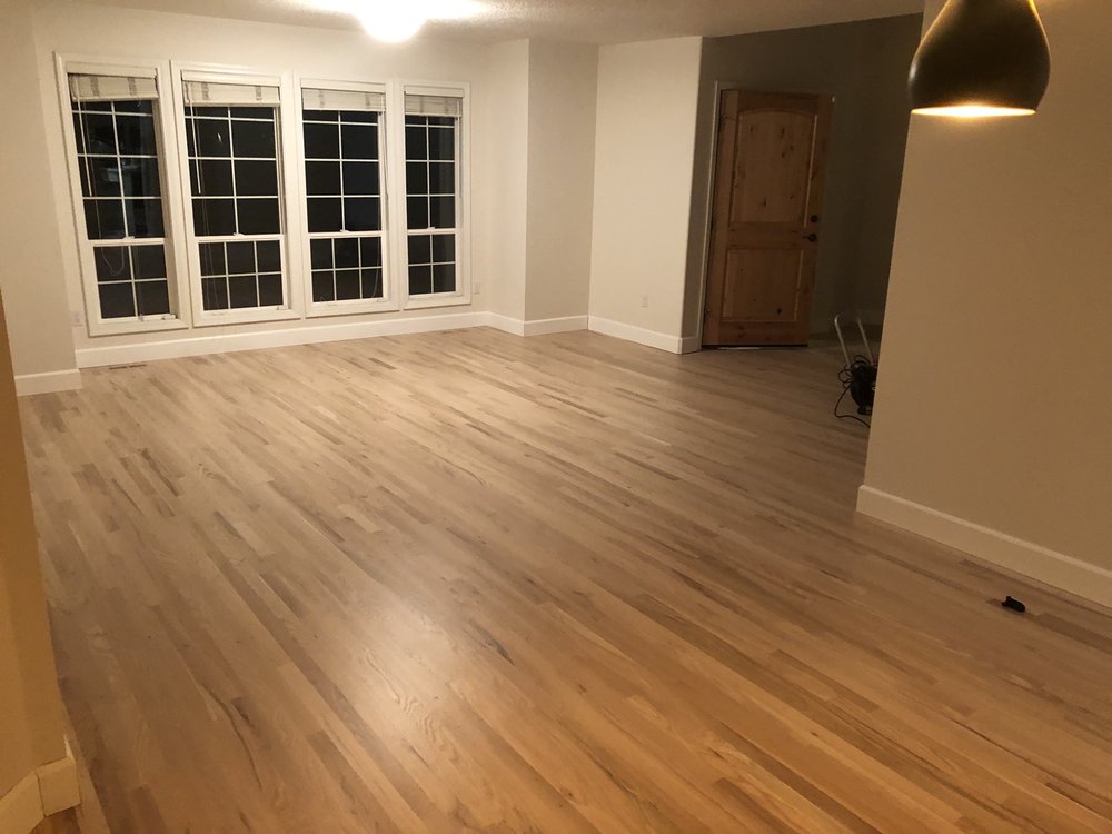 image of business King Hardwood Floors