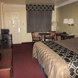 Inn Of America Palm Beach Gardens Hotels 4123 Northlake Blvd Photo Of Inn America Palm Beach Gardens Fl
