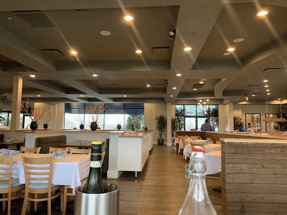 Leo's Italian Social