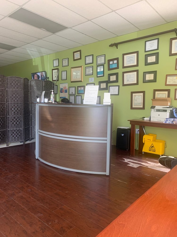 image of business Feel Good Dental