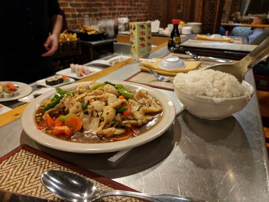 Thai 9 289 Photos 511 Reviews Thai 11 Brown St Dayton Oh