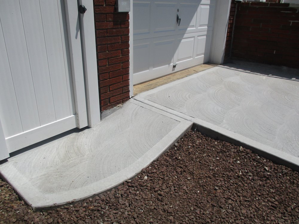 Rocco's Landscaping and Concrete Service