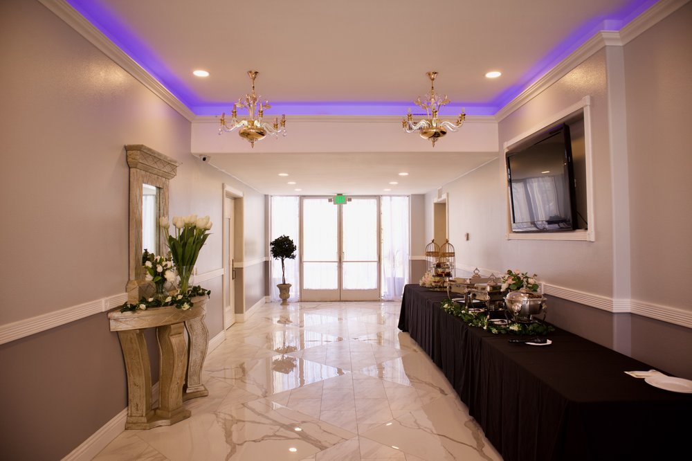 El Palacio Hall