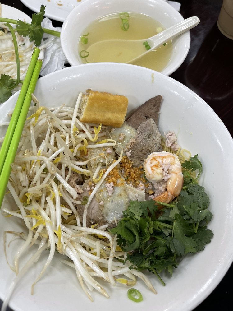 Nam Vang Restaurant
