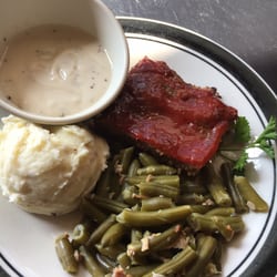 River S Edge 42 Photos 30 Reviews Comfort Food 162 2nd St Photo Of River S Edge Cheraw Sc United States Meatloaf Beans